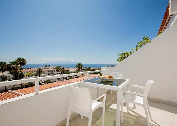 With Sea View Island Village *