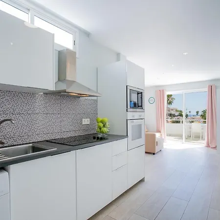 With Sea View Island Village *