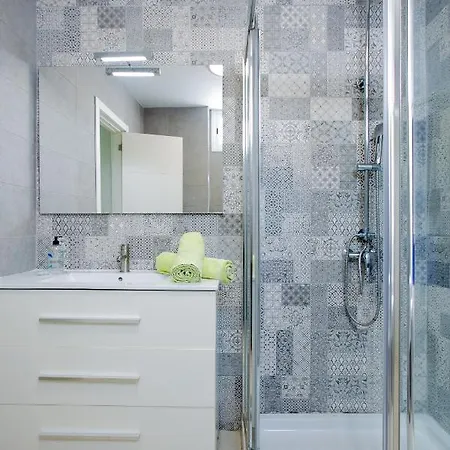 With Sea View Island Village Apartment