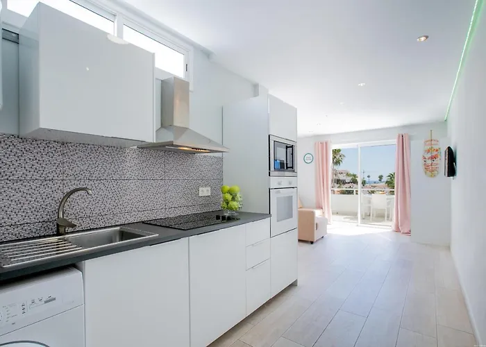 With Sea View Island Village *